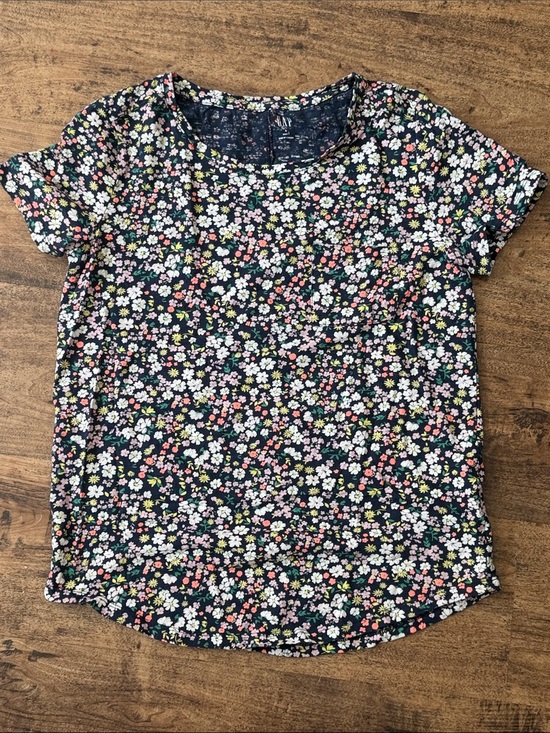 GAP Tops - GAP Navy Floral Short Sleeve Crewneck Tee with Pink, White & Green Accents